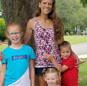 Meet your Posher, Kimberly